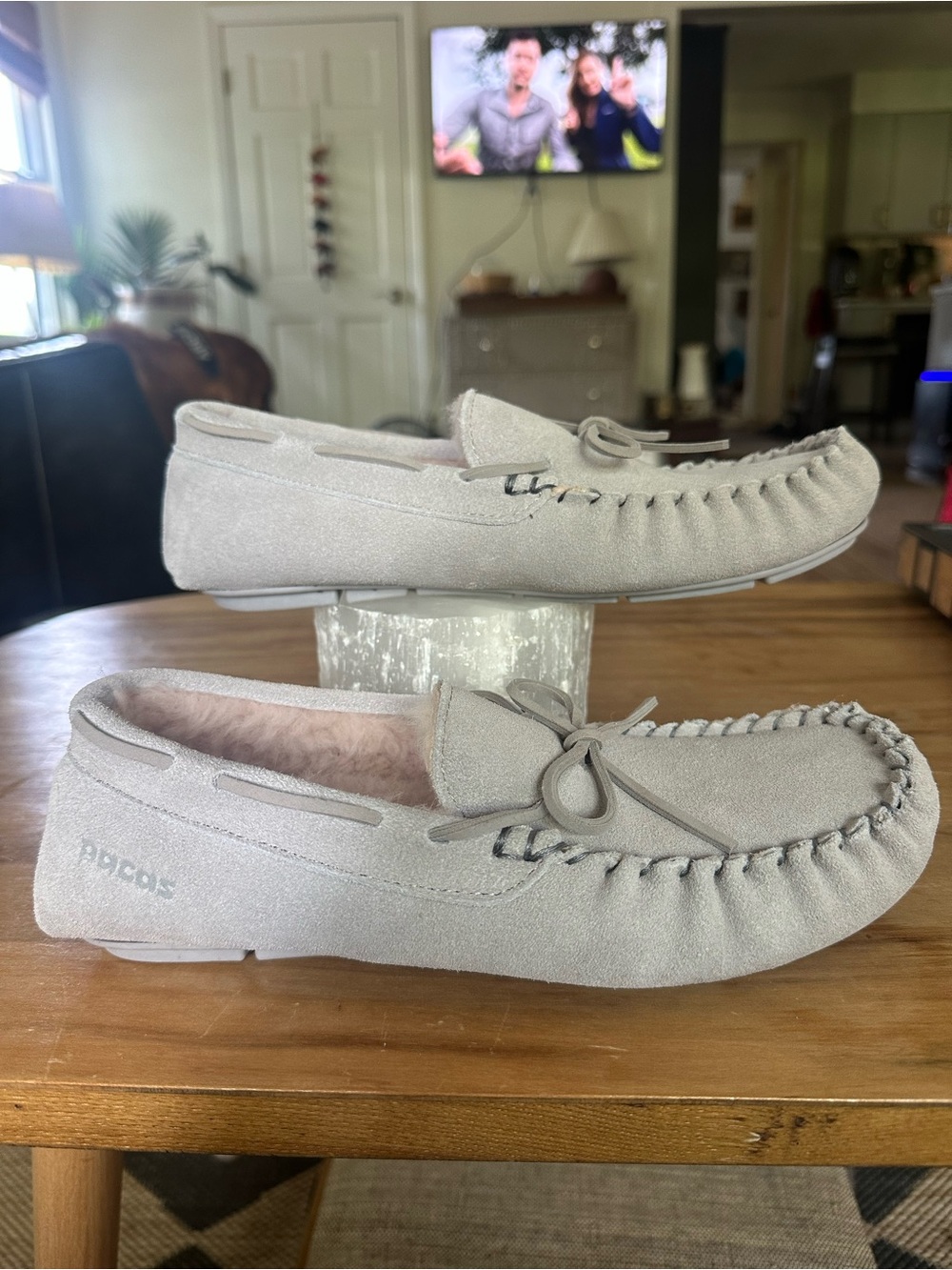 Pacas grey Suede alpaca lined Cozy Moccasin Slippers. Size 8.  New